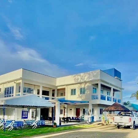 Hip Nautic Beach Resort Powered By Cocotel Lian Εξωτερικό φωτογραφία