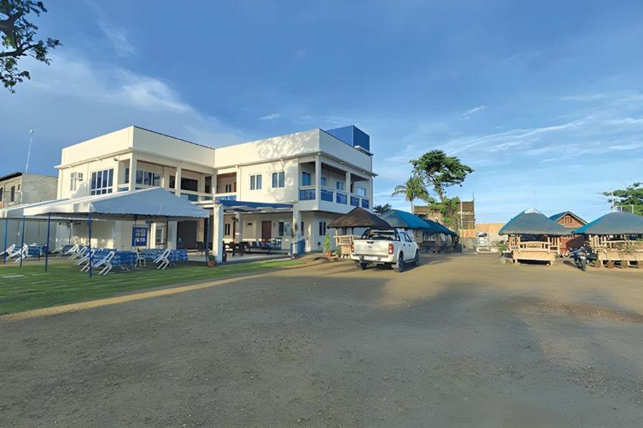 Hip Nautic Beach Resort Powered By Cocotel Lian Εξωτερικό φωτογραφία